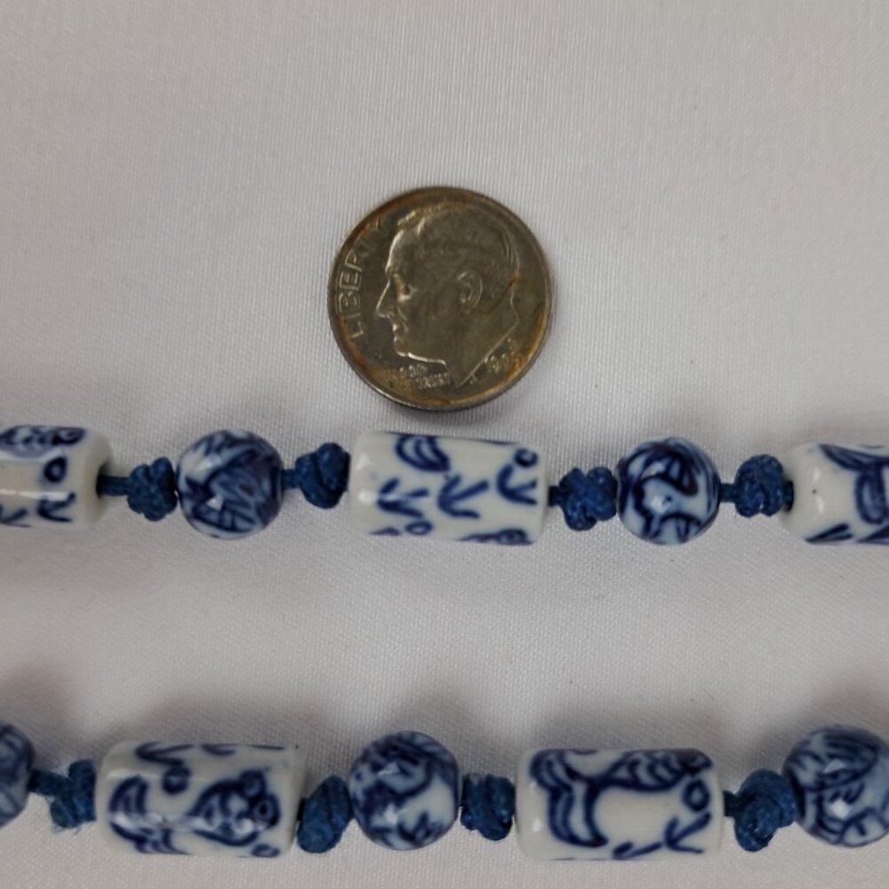 Vintage Chinese Porcelain Koi Fish & Flower Beaded Double Knotted Necklace - Picture 9 of 16